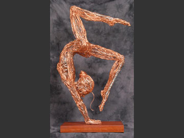 Devin Mack wire sculpture