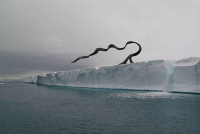 Ap Verheggen iceberg sculpture