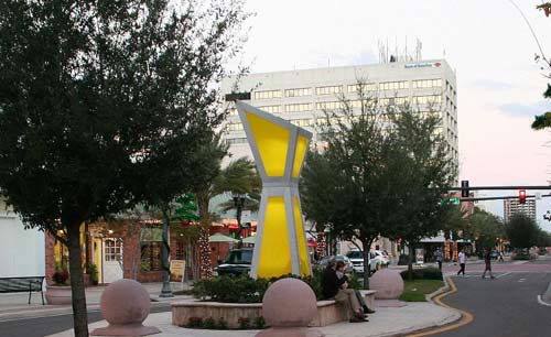 Deedee Morrison sculpture