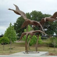 Wildlife Monuments - The Landing by Edd Hayes - search and link Sculpture with SculptSite.com
