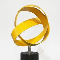 Yellow Knot by Joe Gitterman - search and link Sculpture with SculptSite.com