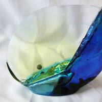 Lensform1, epoxy resin, resinart by Albert Roos - search and link Sculpture with SculptSite.com