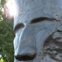 Big Head by Barry W. Sheehan - search and link Sculpture with SculptSite.com