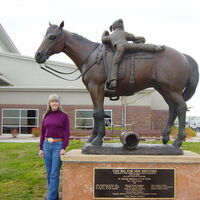 To Big for Her Britches by Dawn Weimer - search and link Sculpture with SculptSite.com
