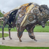 Bison by Donald Gialanella - search and link Sculpture with SculptSite.com