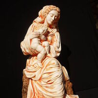 Madonna with baby by Elena Karamushka - search and link Sculpture with SculptSite.com