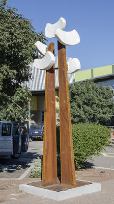 Avondale Birds by Mark Carroll - search and link Sculpture with SculptSite.com