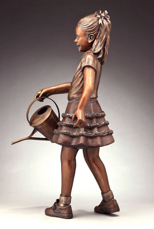 Victoria by Anita Watts - search and link Sculpture with SculptSite.com