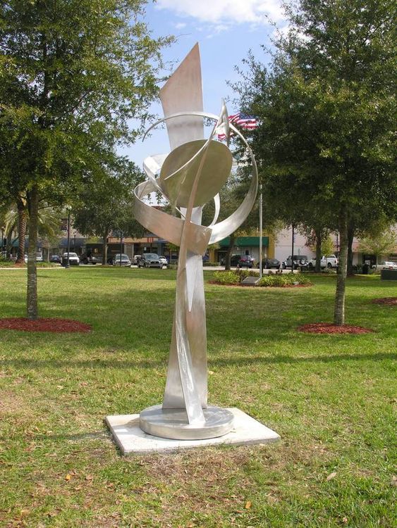 Embrace The Day by Bruce A Niemi - search and link Sculpture with SculptSite.com