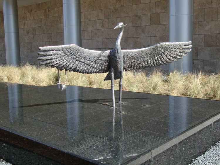 Monuments - Heron Hank by Edd Hayes - search and link Sculpture with SculptSite.com