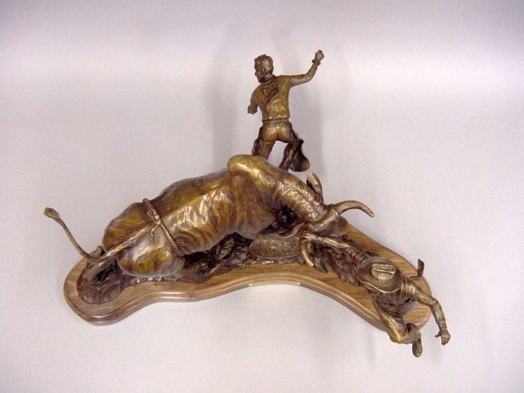 Legends of Rodeo - Kajun Kidd, Dancing with Danger by Edd Hayes - search and link Sculpture with SculptSite.com