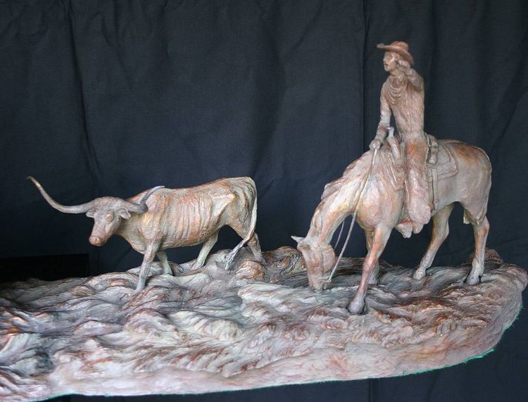 Western - Back to Texas by Edd Hayes - search and link Sculpture with SculptSite.com