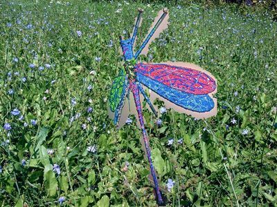 Dragonfly by Sari Grove - search and link Sculpture with SculptSite.com