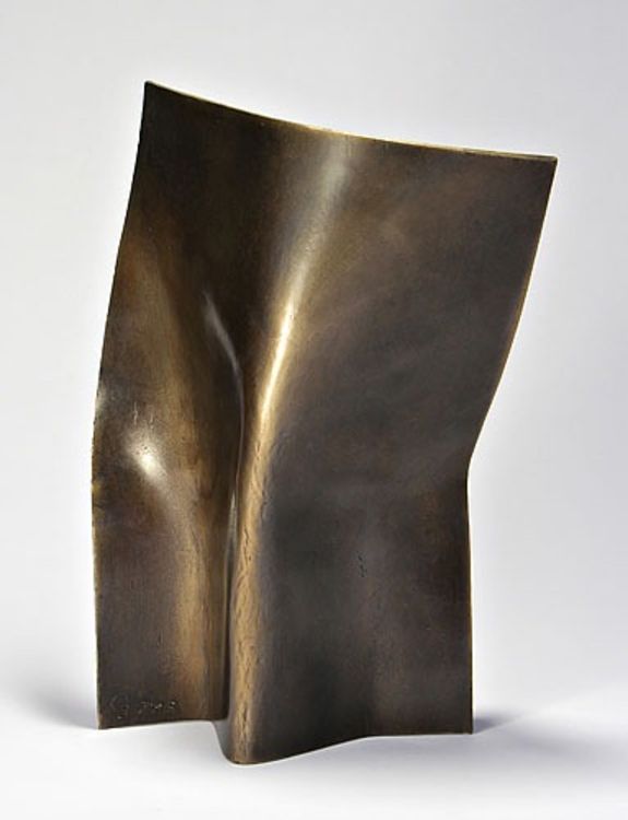 Torso 3 by Joe Gitterman - search and link Sculpture with SculptSite.com