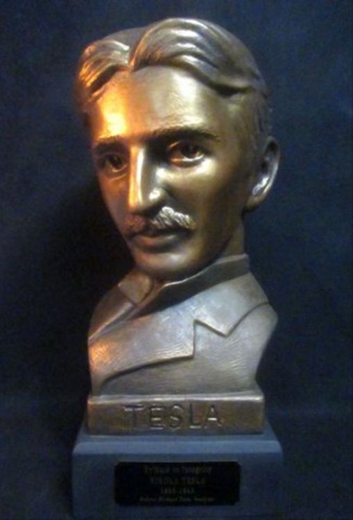 Nikola Tesla by Robert Toth - search and link Sculpture with SculptSite.com