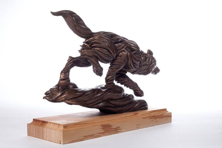 Spirit of the Wolf by Robert Eccleston - search and link Sculpture with SculptSite.com