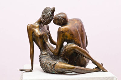 .Love2002 .year.bronze.38x48x40 sm  Weight in 80 kg. by Zakir Ahmedov - search and link Sculpture with SculptSite.com