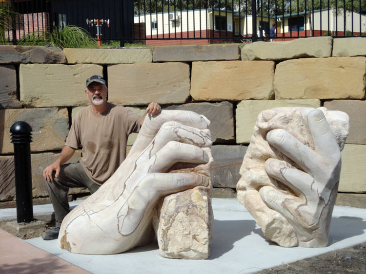Christ's hands by Antone Bruinsma - search and link Sculpture with SculptSite.com