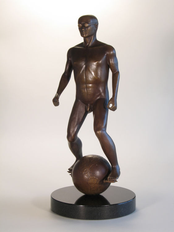 World Traveler by Robert E Gigliotti - search and link Sculpture with SculptSite.com