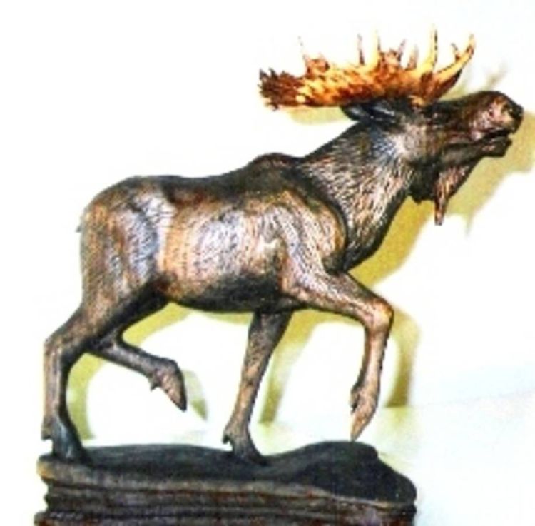Moose by Edward Kitt - search and link Sculpture with SculptSite.com