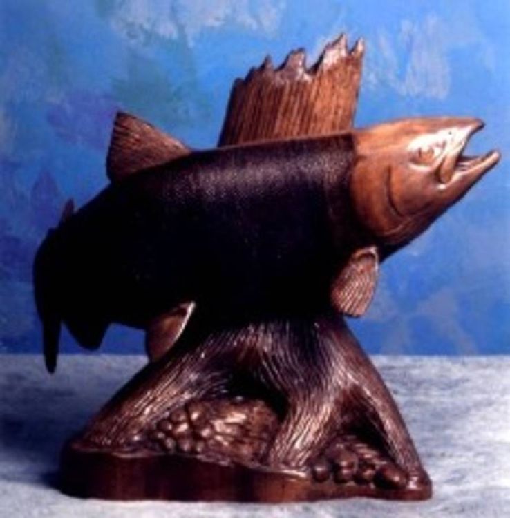 Salmon by Edward Kitt - search and link Sculpture with SculptSite.com
