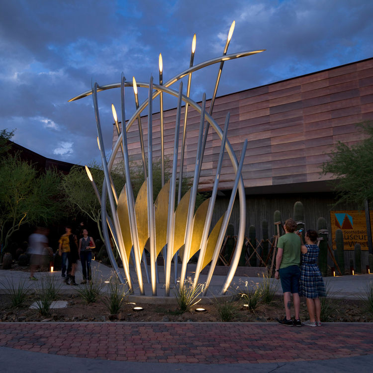 Diamond Bloom by curtis pittman - search and link Sculpture with SculptSite.com