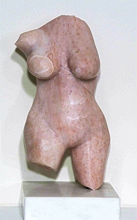 Beautiful Woman by Debora Solomon - search and link Sculpture with SculptSite.com