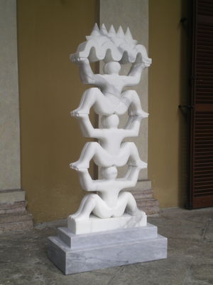 Six guardians by Jorge Romeo - search and link Sculpture with SculptSite.com