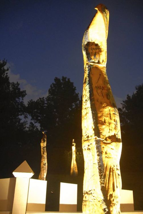 Flame Columns by Carol Fleming - search and link Sculpture with SculptSite.com