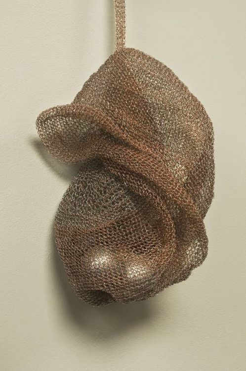Enclosed? by Leslie Pontz - search and link Sculpture with SculptSite.com