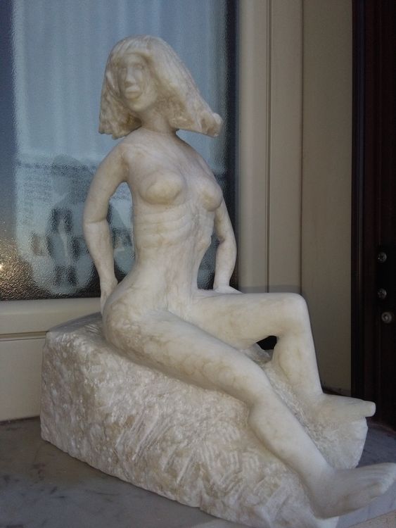 LA GENERALA by Nazareno Spinelli - search and link Sculpture with SculptSite.com