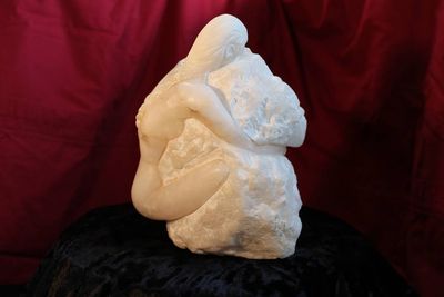 one by Stef van den Heuvel - search and link Sculpture with SculptSite.com