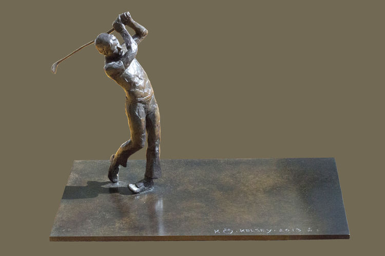 The Golfer by Sterett-Gittings Kelsey - search and link Sculpture with SculptSite.com